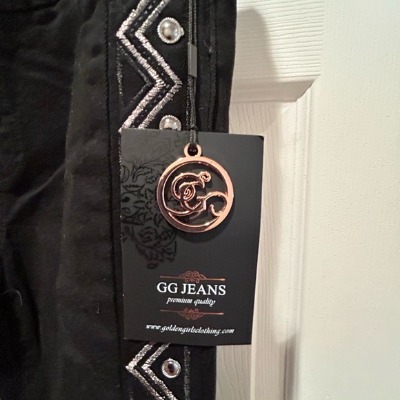 💥SALE💥GG Jeans new with tags. Ankle pants. Size 10. - Picture 2 of 7
